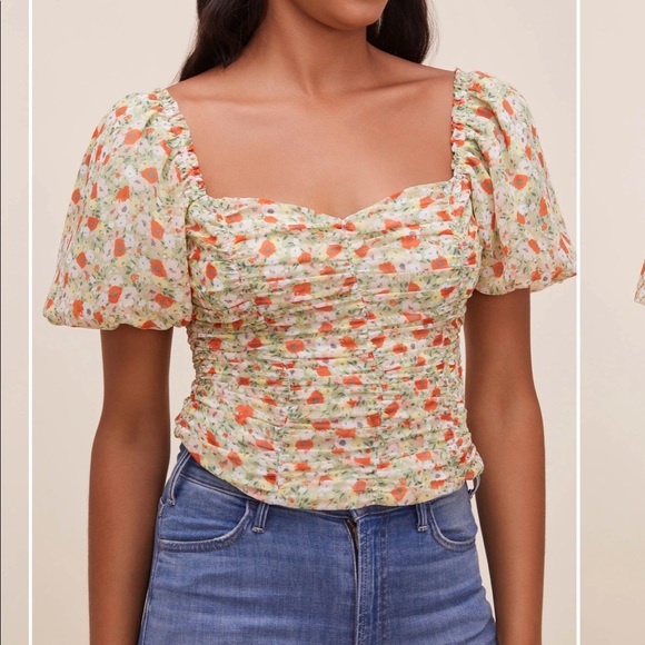 ASTR Tenley Floral Ruched Top - Picture 4 of 6